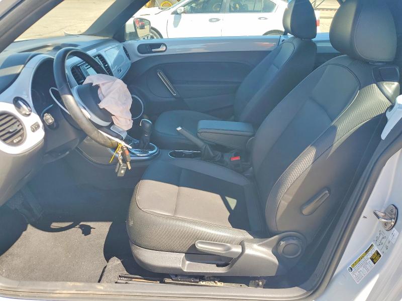 2019 Volkswagen Beetle მანქანა იყიდება აუქციონზე, vin: 3VW5DAAT1KM503848, აუქციონის ნომერი: 55326586
