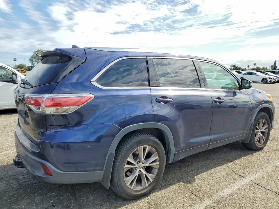 55218106 :رقم المزاد ، 5TDJKRFH3ES019680 vin ، 2014 Toyota Highlander مزاد بيع