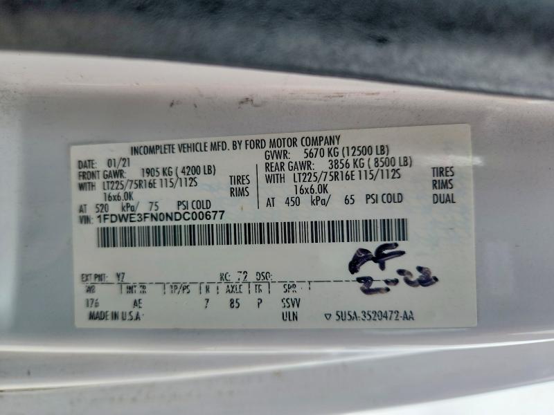 50916876 :رقم المزاد ، 1FDWE3FN0NDC00677 vin ، 2022 Ford Econoline مزاد بيع