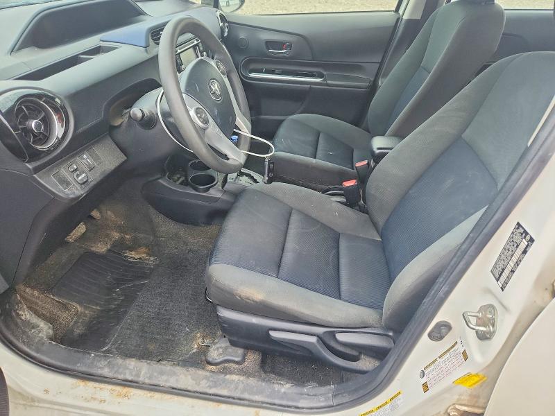 53591946 :رقم المزاد ، JTDKDTB34F1112065 vin ، 2015 Toyota Prius C مزاد بيع