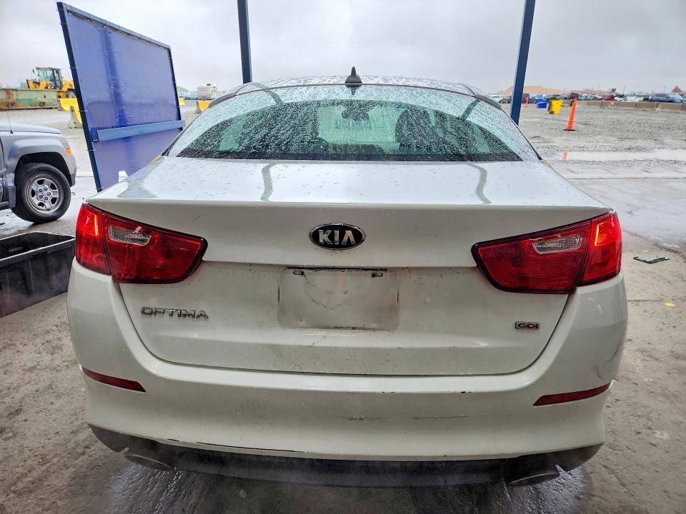 2015 Kia Optima მანქანა იყიდება აუქციონზე, vin: KNAGM4A77F5629186, აუქციონის ნომერი: 52552166