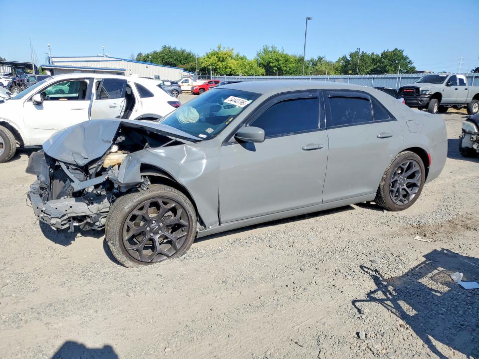 54443796 :رقم المزاد ، 2C3CCABG9KH686062 vin ، 2019 Chrysler 300 مزاد بيع
