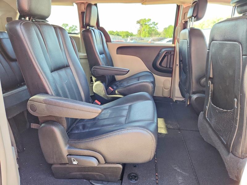52090396 :رقم المزاد ، 2C4RC1BG2DR712181 vin ، 2013 Chrysler Town & Country مزاد بيع