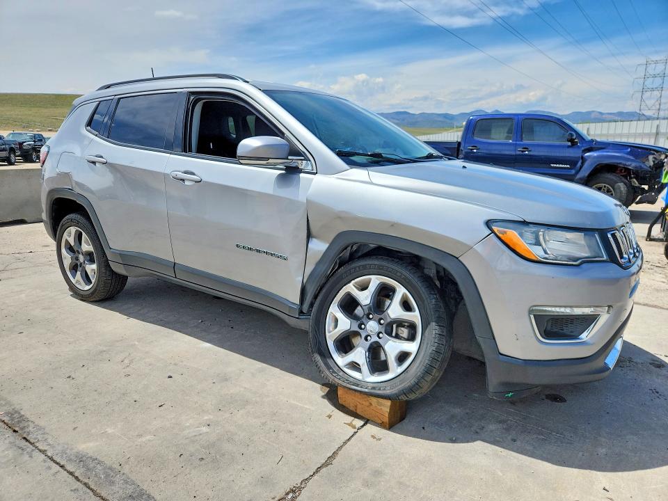 54700676 :رقم المزاد ، 3C4NJDCB0KT854208 vin ، 2019 Jeep Compass مزاد بيع
