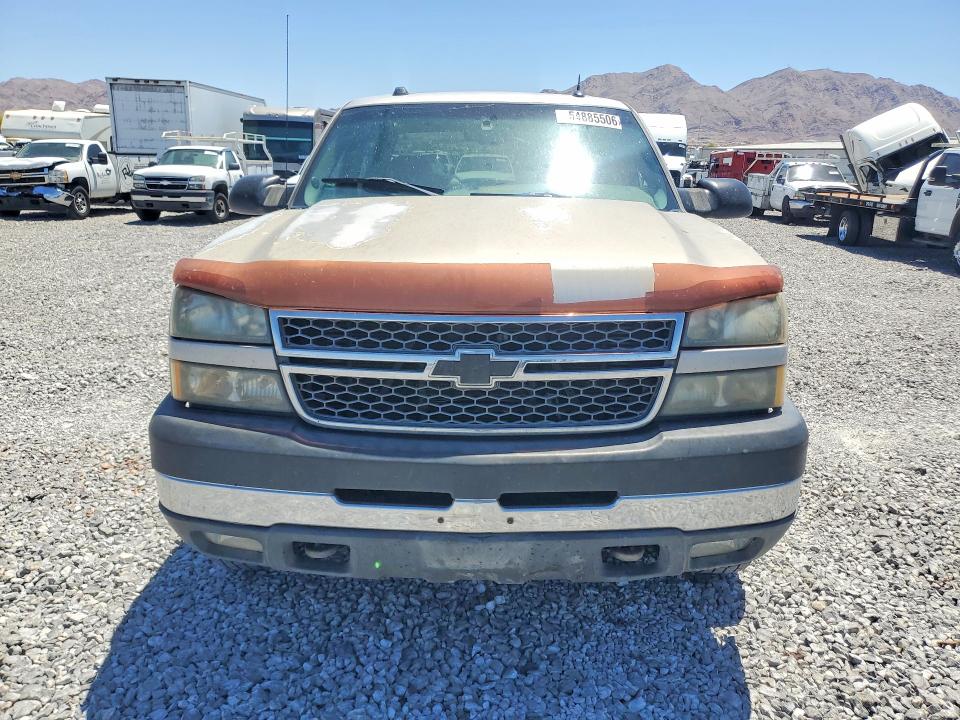 Продаж на аукціоні авто 2005 Chevrolet Silverado, vin: 1GCHK232X5F892073, номер лоту: 54885506