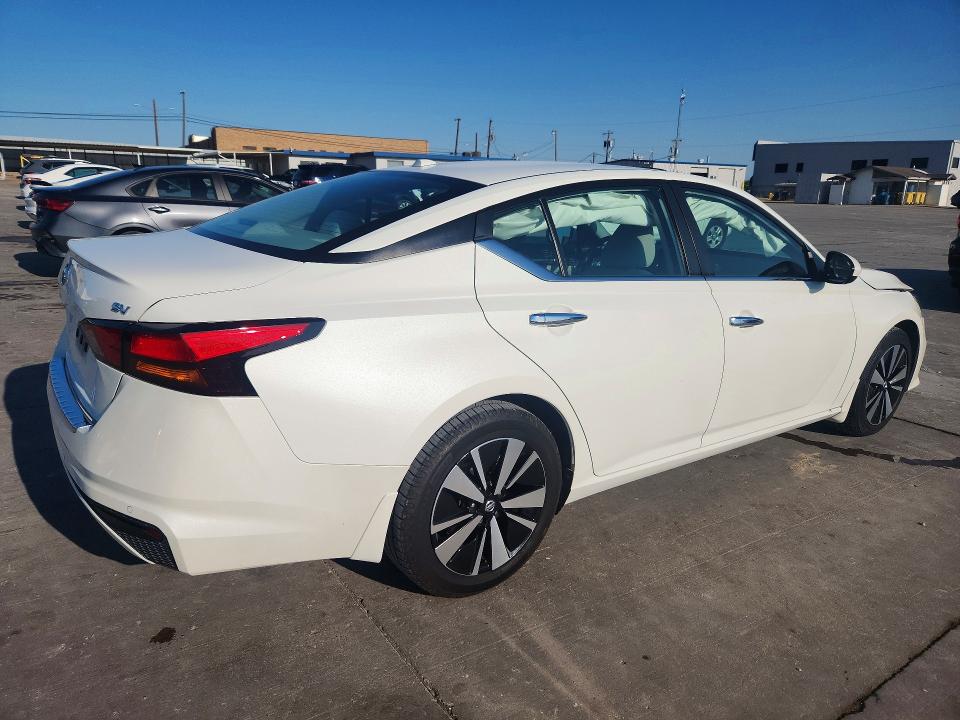 Auction sale of the 2022 Nissan Altima, vin: 1N4BL4DV9NN377584, lot number: 53469586
