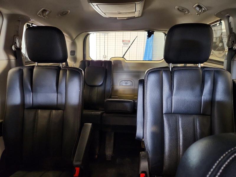 54838416 :رقم المزاد ، 2C4RC1CG6CR411684 vin ، 2012 Chrysler Town & Country مزاد بيع