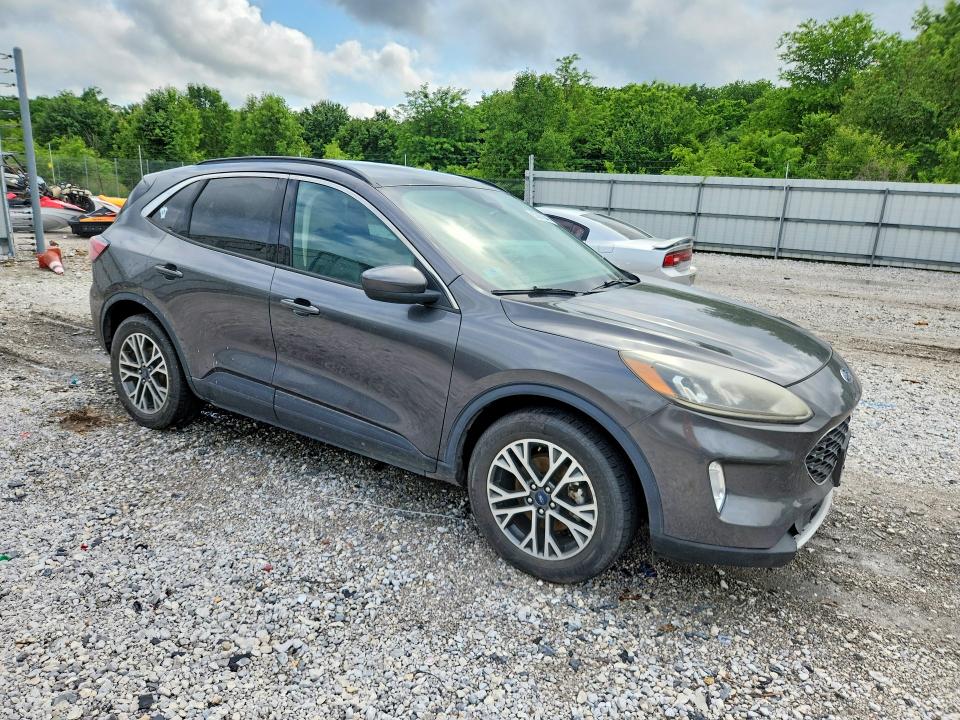 Продажа на аукционе авто 2020 Ford Escape, vin: 1FMCU9H65LUB90515, номер лота: 52878346
