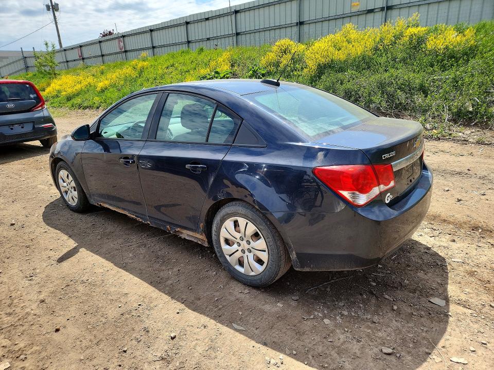 53906846 :رقم المزاد ، 1G1PB5SH7F7241751 vin ، 2015 Chevrolet Cruze مزاد بيع