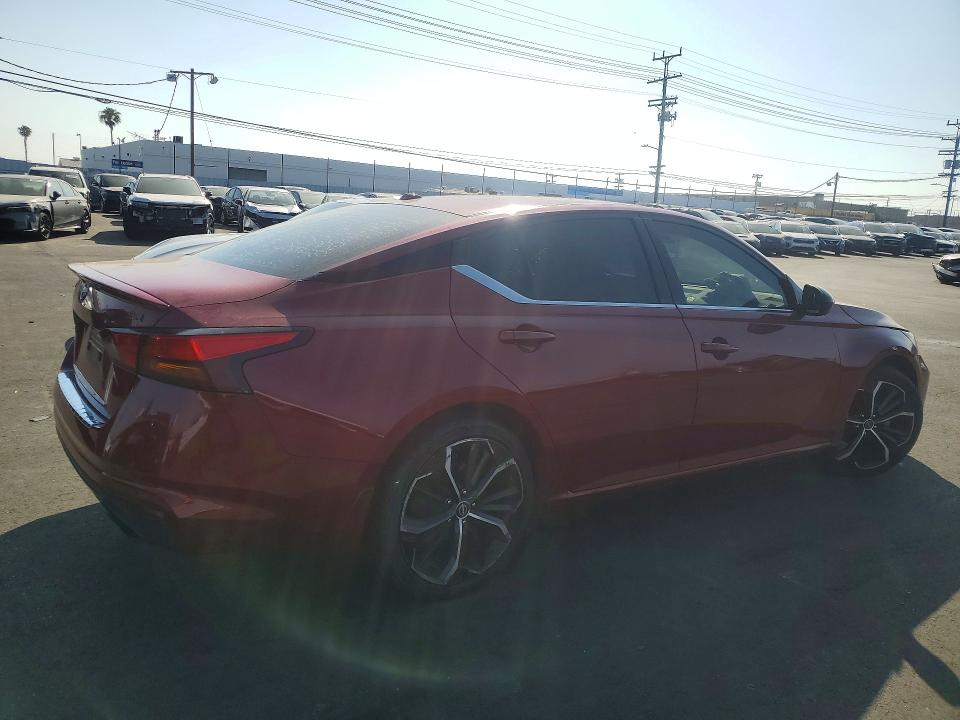 51910416 :رقم المزاد ، 1N4BL4CV1PN315181 vin ، 2023 Nissan Altima مزاد بيع