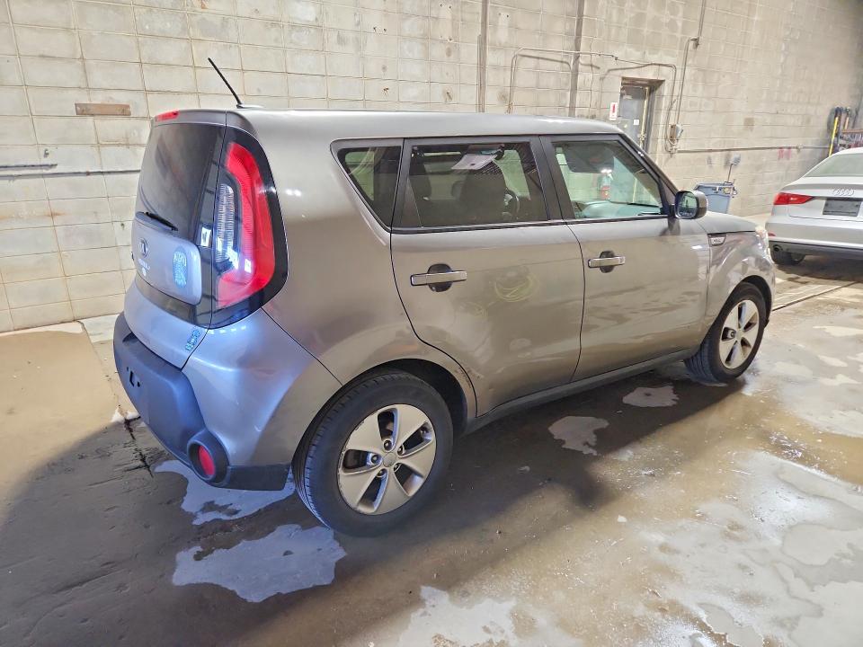 52258986 :رقم المزاد ، KNDJN2A28F7225610 vin ، 2015 Kia Soul مزاد بيع
