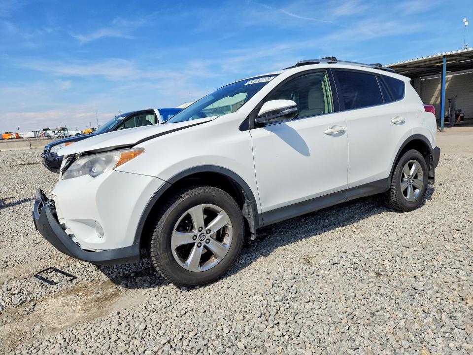 52840776 :رقم المزاد ، JTMRFREV5FJ032816 vin ، 2015 Toyota Rav4 مزاد بيع