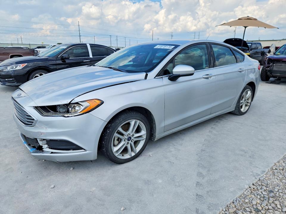 Продажа на аукционе авто 2018 Ford Fusion, vin: 3FA6P0LUXJR152606, номер лота: 51678176