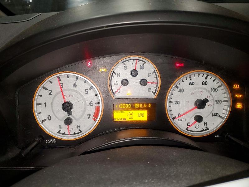 2011 Nissan Titan მანქანა იყიდება აუქციონზე, vin: 1N6AA0CC1BN304707, აუქციონის ნომერი: 54973496
