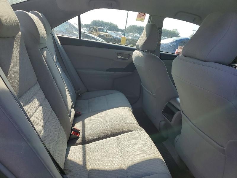 53719346 :رقم المزاد ، 4T1BF1FK4HU737806 vin ، 2017 Toyota Camry مزاد بيع