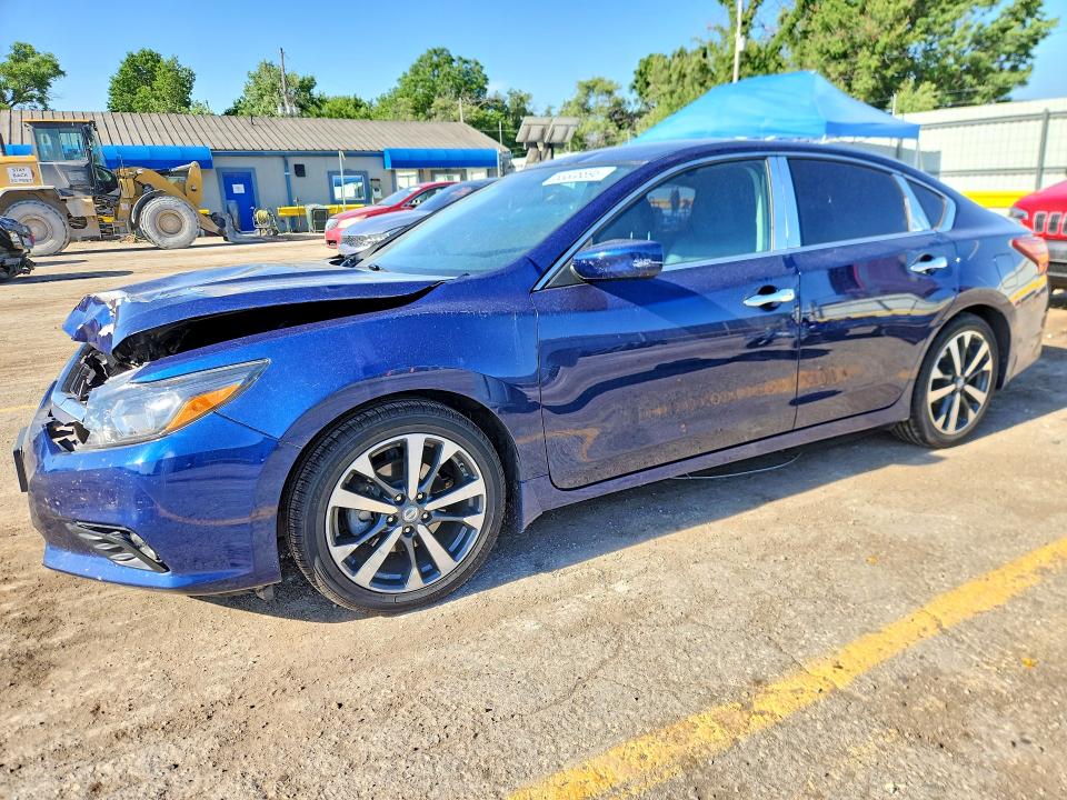 Aukcja sprzedaży 2017 Nissan Altima, vin: 1N4AL3AP1HC165306, numer aukcji: 53308896