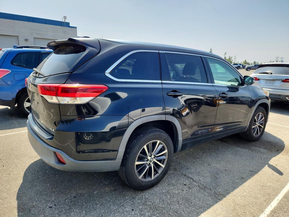 Aukcja sprzedaży 2017 Toyota Highlander, vin: 5TDKZRFH1HS525769, numer aukcji: 53232596