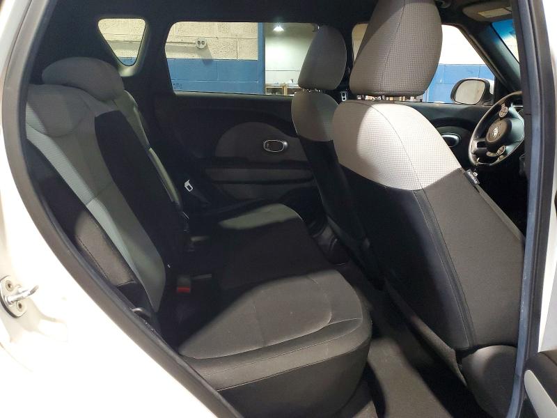 52304016 :رقم المزاد ، KNDJN2A25F7222311 vin ، 2015 Kia Soul مزاد بيع
