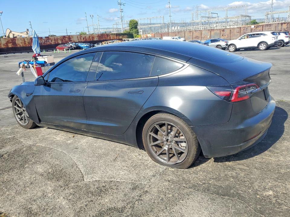 2022 Tesla Model 3 მანქანა იყიდება აუქციონზე, vin: 5YJ3E1EA3NF358384, აუქციონის ნომერი: 52268596