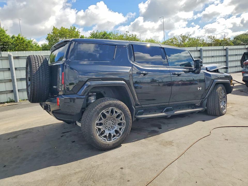 52653726 :رقم المزاد ، 1GKT0RDC4SU110491 vin ، 2025 Gmc Hummer Suv مزاد بيع