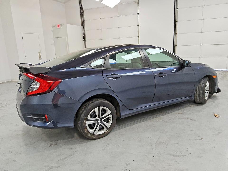 Продаж на аукціоні авто 2018 Honda Civic, vin: 19XFC2F50JE204001, номер лоту: 50617356
