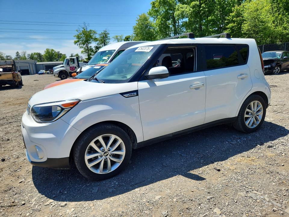 Продаж на аукціоні авто 2018 Kia Soul, vin: KNDJP3A51J7893249, номер лоту: 52602076