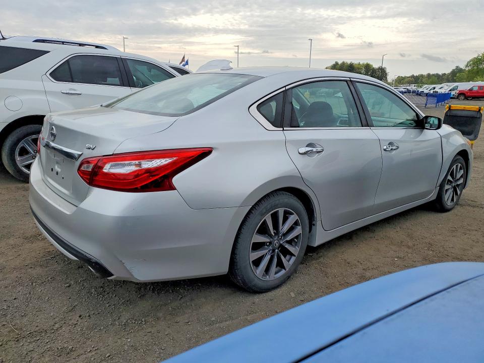 Aukcja sprzedaży 2017 Nissan Altima, vin: 1N4AL3AP0HC287879, numer aukcji: 52063216