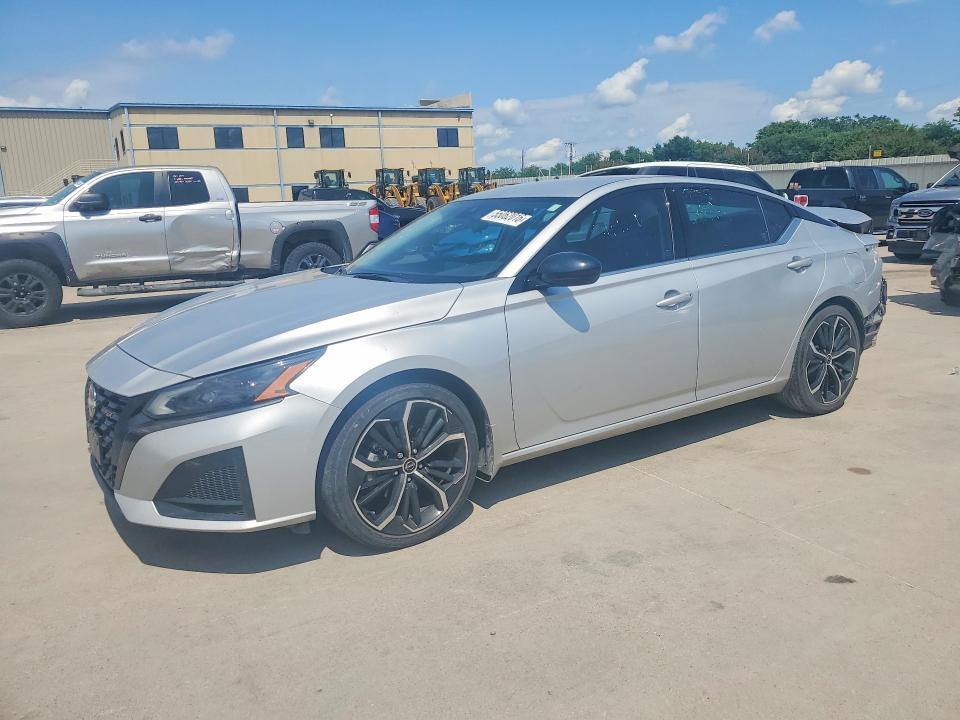 55062016 :رقم المزاد ، 1N4BL4CVXPN334876 vin ، 2023 Nissan Altima مزاد بيع