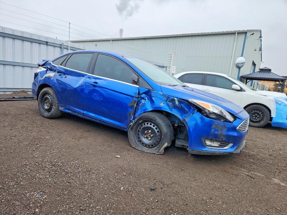 52552036 :رقم المزاد ، 1FADP3J25JL296668 vin ، 2018 Ford Focus مزاد بيع