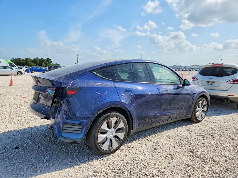 Продажа на аукционе авто 2021 Tesla Model Y, vin: 5YJYGDEE4MF122152, номер лота: 52426676