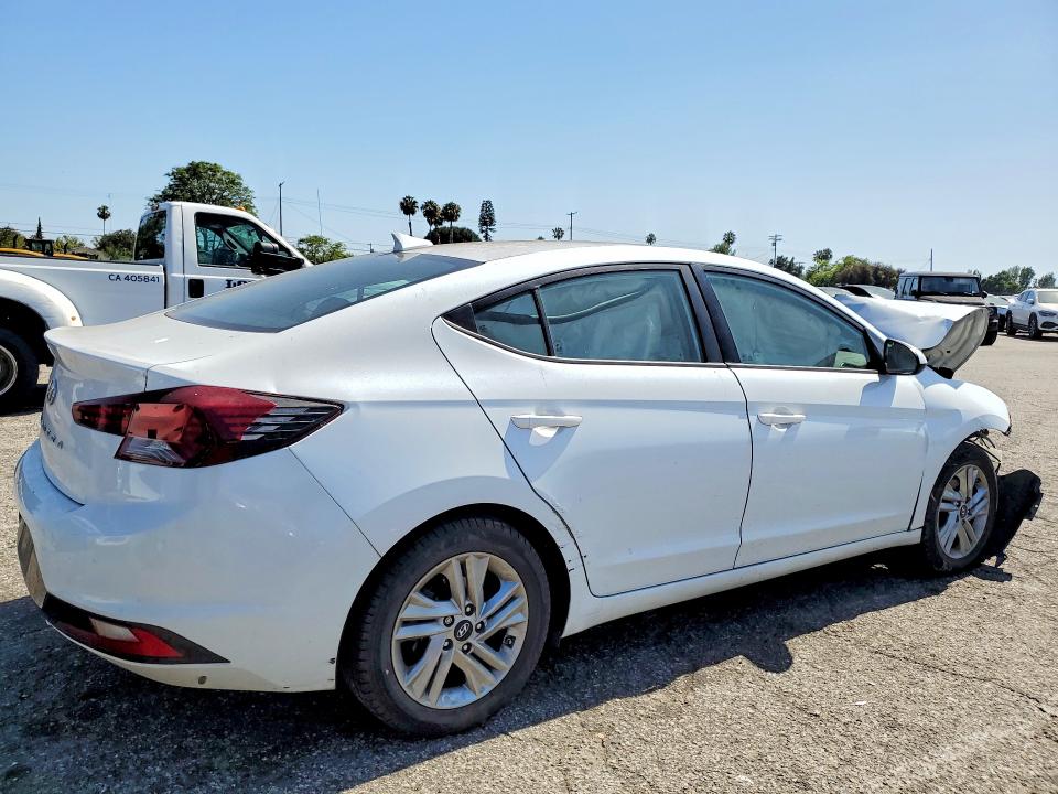 54840366 :رقم المزاد ، 5NPD84LF5LH601543 vin ، 2020 Hyundai Elantra مزاد بيع