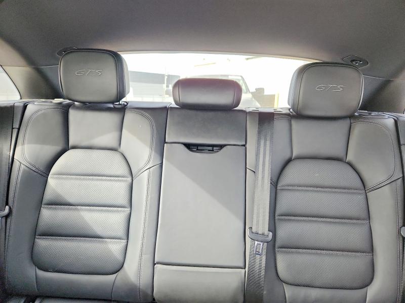 54478636 :رقم المزاد ، WP1AG2A52HLB53395 vin ، 2017 Porsche Macan مزاد بيع