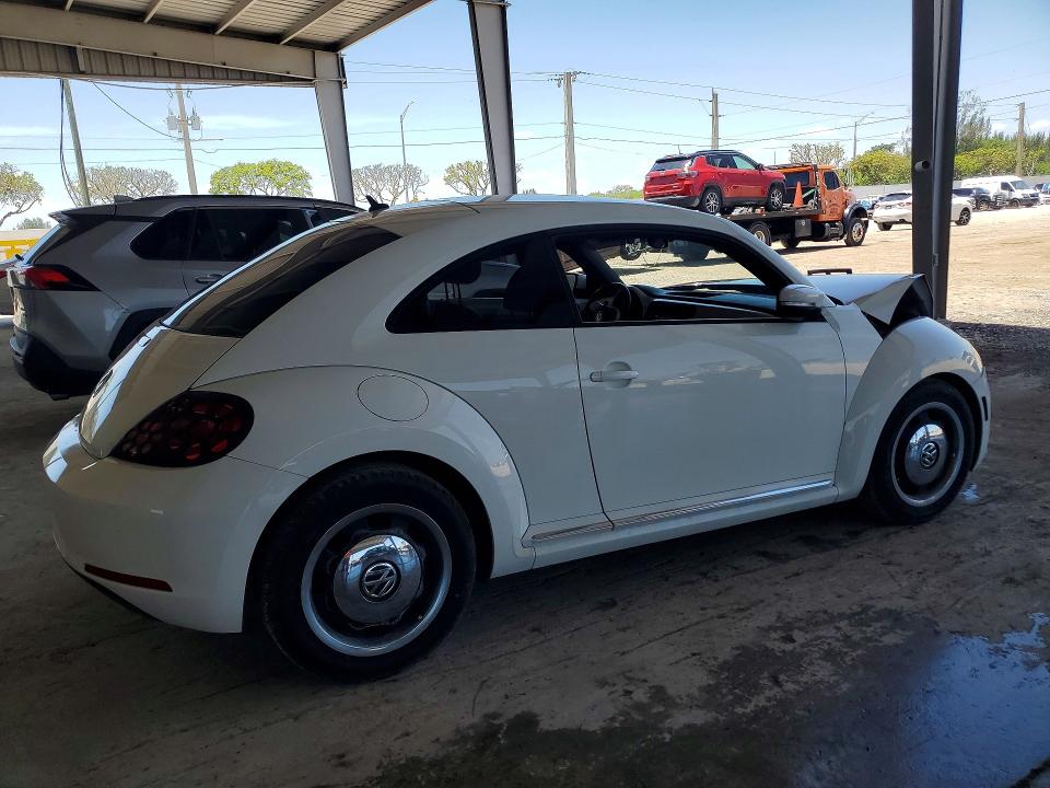53159936 :رقم المزاد ، 3VWJX7AT9CM607515 vin ، 2012 Volkswagen Beetle مزاد بيع