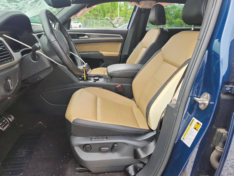 54820036 :رقم المزاد ، 1V2SC2CA8NC217879 vin ، 2022 Volkswagen Atlas Cross Sport مزاد بيع
