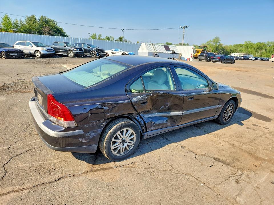 2004 Volvo S60 მანქანა იყიდება აუქციონზე, vin: YV1RS61T042326379, აუქციონის ნომერი: 53918776