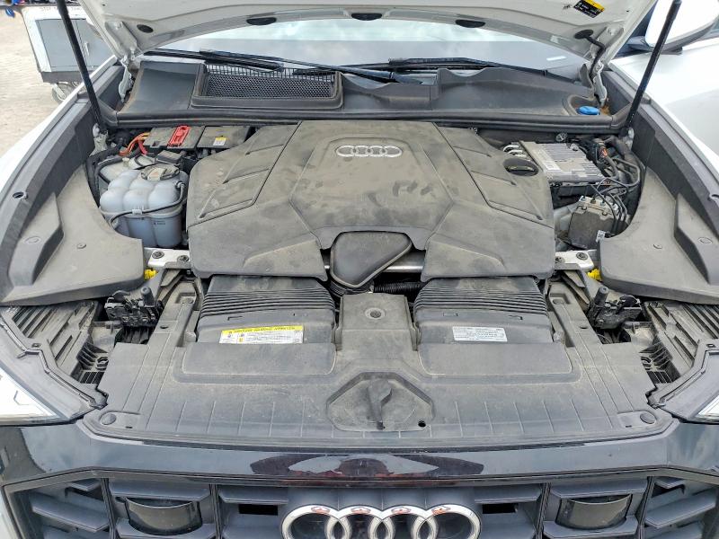 52543756 :رقم المزاد ، WA1FVAF13LD014046 vin ، 2020 Audi Q8 مزاد بيع