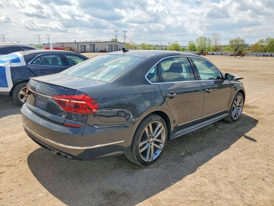 2017 Volkswagen Passat მანქანა იყიდება აუქციონზე, vin: 1VWDT7A35HC012744, აუქციონის ნომერი: 52508436