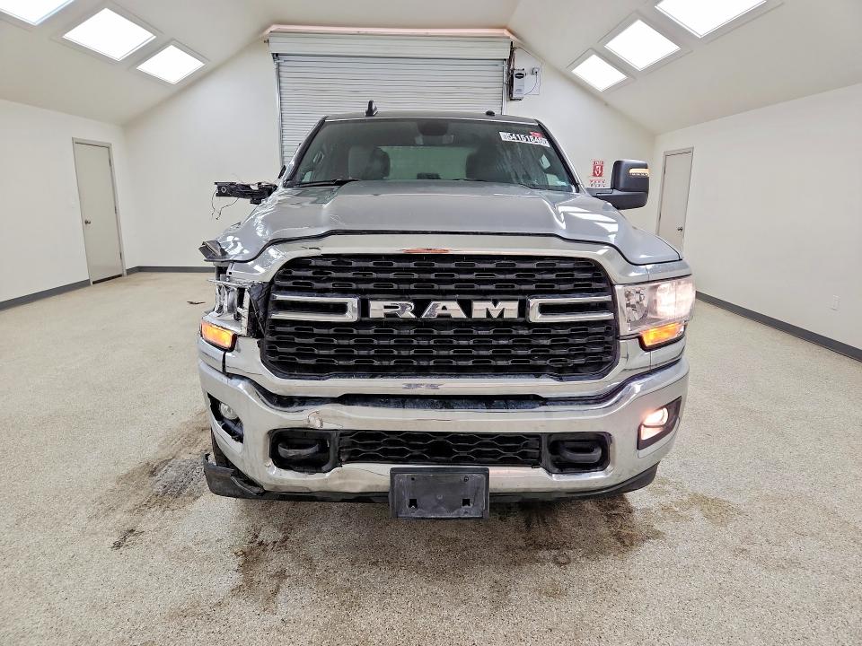 54151846 :رقم المزاد ، 3C6UR5DL1RG340346 vin ، 2024 Ram 2500 مزاد بيع