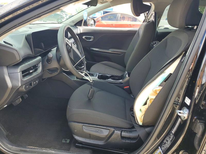 2026 Kia K4 მანქანა იყიდება აუქციონზე, vin: 3KPFT4DE2TE291529, აუქციონის ნომერი: 53833216