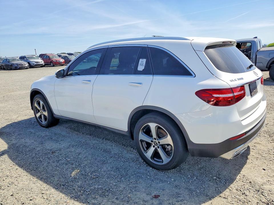 53184656 :رقم المزاد ، WDC0G4KB8JV076114 vin ، 2018 Mercedes-benz Glc مزاد بيع