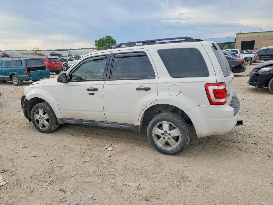 53613706 :رقم المزاد ، 1FMCU0DG8AKA15159 vin ، 2010 Ford Escape مزاد بيع