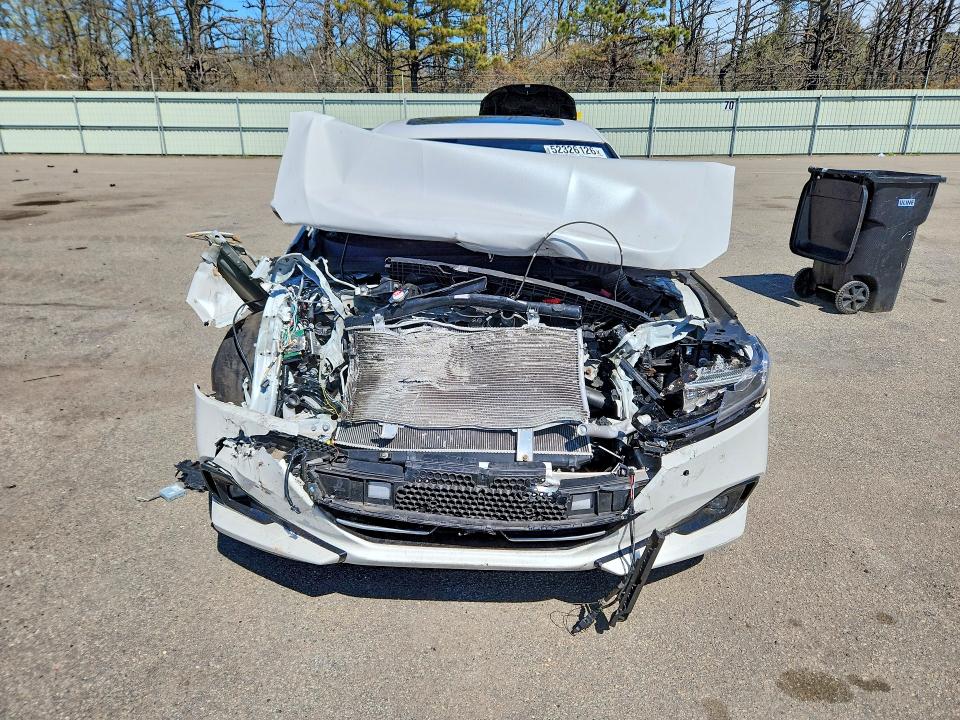 Продажа на аукционе авто 2022 Honda Accord, vin: 1HGCV1F54NA011674, номер лота: 52326126