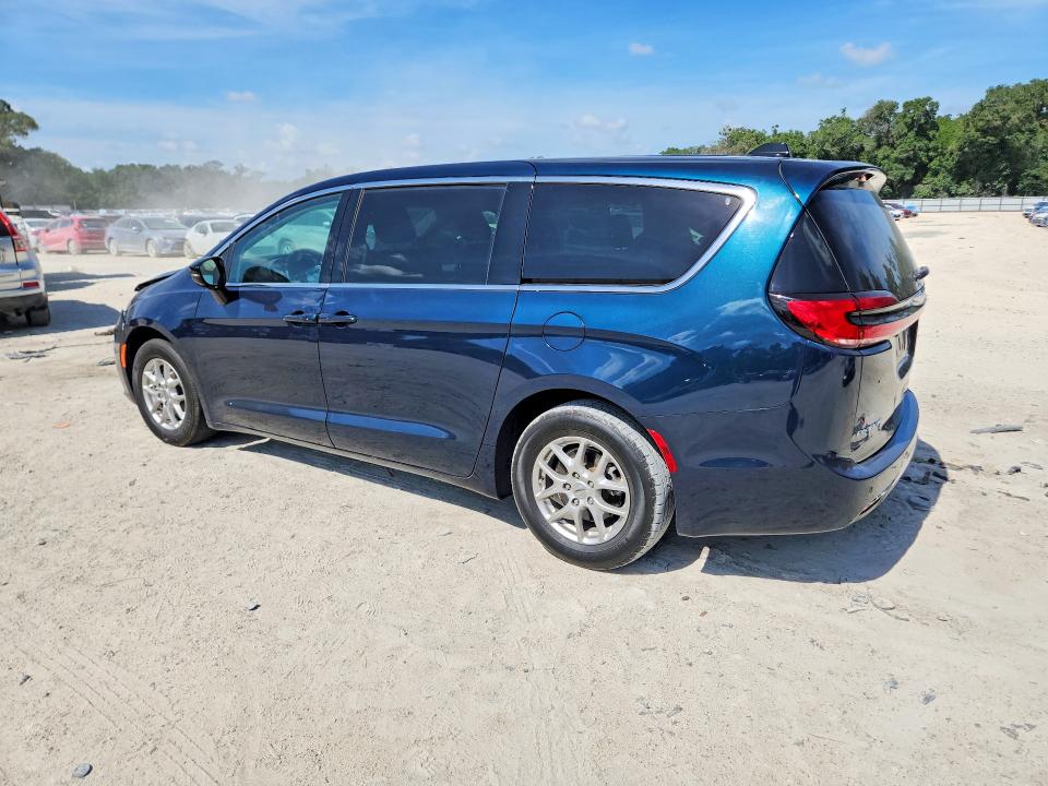 Продажа на аукционе авто 2024 Chrysler Pacifica, vin: 2C4RC1BGXRR101838, номер лота: 52347026