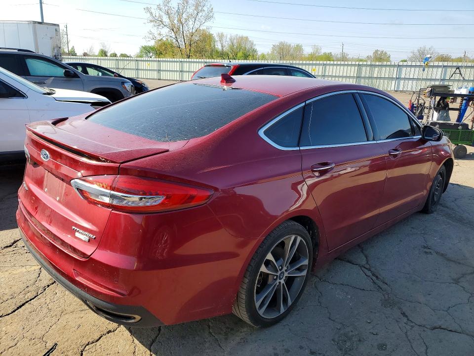 52834356 :رقم المزاد ، 3FA6P0D9XKR184662 vin ، 2019 Ford Fusion مزاد بيع