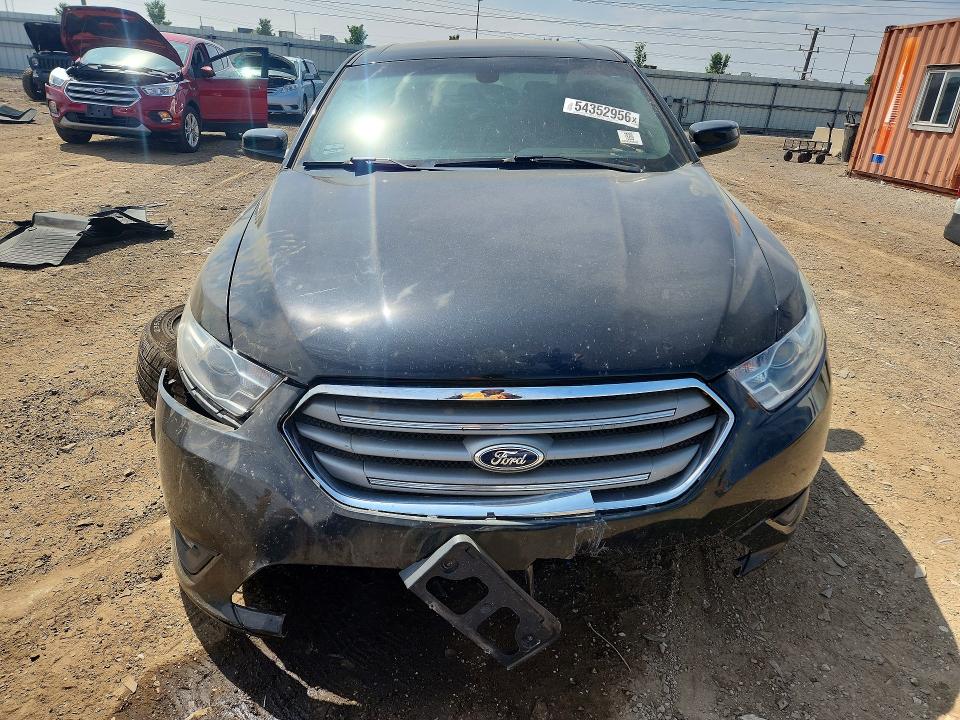2014 Ford Taurus მანქანა იყიდება აუქციონზე, vin: 1FAHP2H86EG124573, აუქციონის ნომერი: 54352956