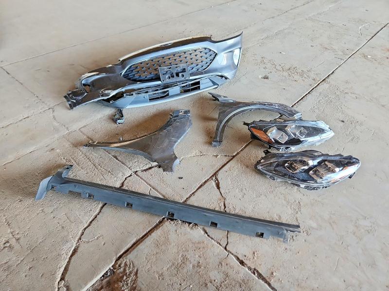 54783696 :رقم المزاد ، 1FMCU9DZ9MUA58990 vin ، 2021 Ford Escape مزاد بيع