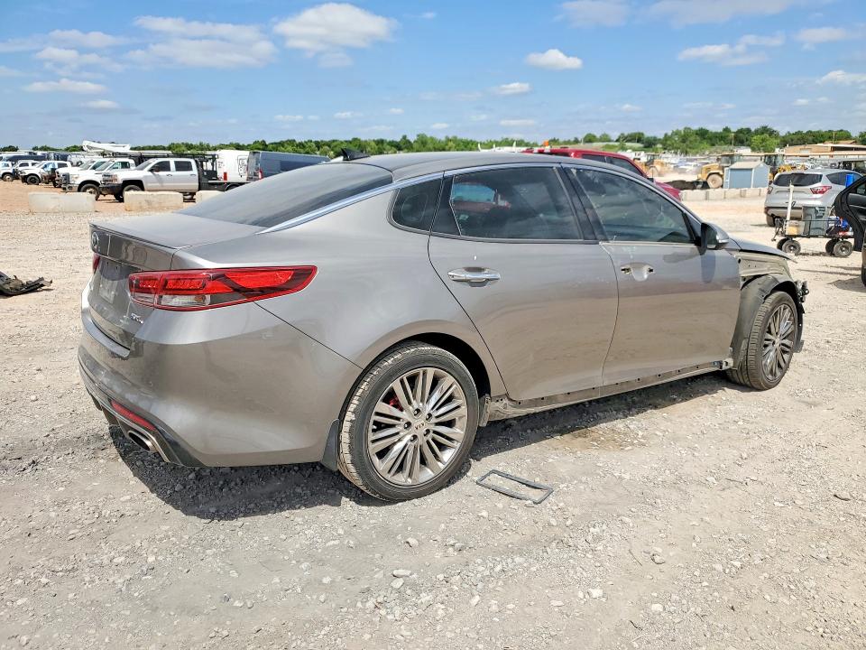 2018 Kia Optima მანქანა იყიდება აუქციონზე, vin: 5XXGV4L2XJG201246, აუქციონის ნომერი: 52215426