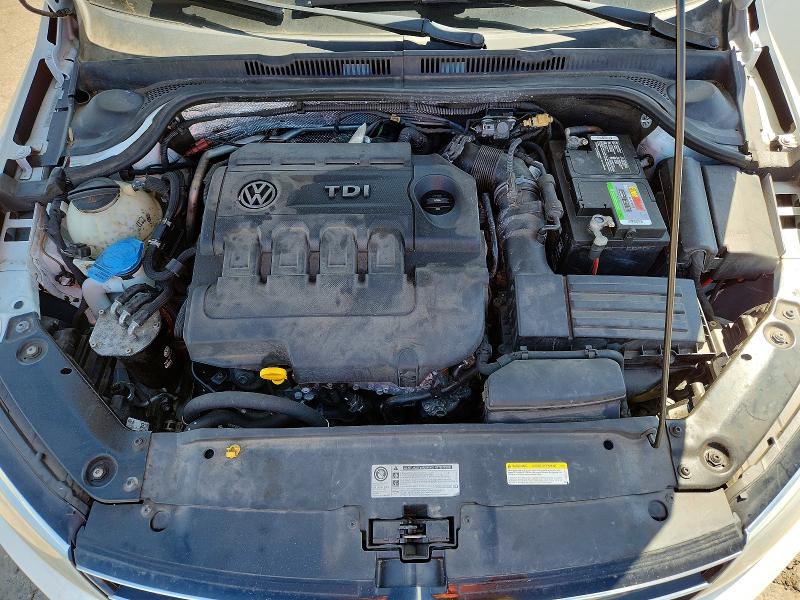 Продажа на аукционе авто 2015 Volkswagen Jetta, vin: 3VWLA7AJ4FM318720, номер лота: 55319826