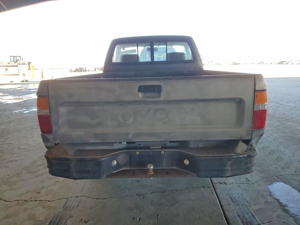54047906 :رقم المزاد ، JT4RN81P2K0032812 vin ، 1989 Toyota Pickup مزاد بيع