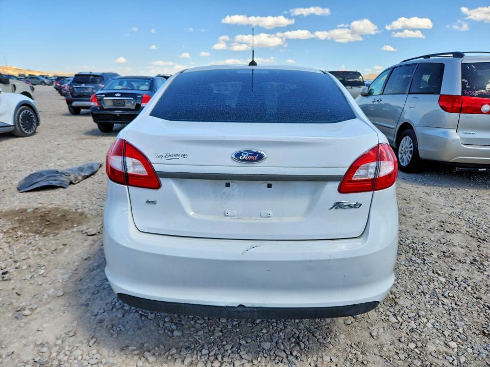 55000536 :رقم المزاد ، 3FADP4BJ2BM226198 vin ، 2011 Ford Fiesta مزاد بيع